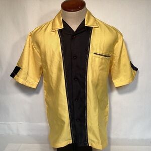 Hilton Yellow and Black Retro Bowling Shirt men’s size medium